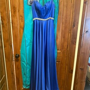 Ellie Wilde Blue Gown Sweetheart Neckline Sleeveless Prom Dress